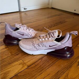 Women’s Nike Air Max 270